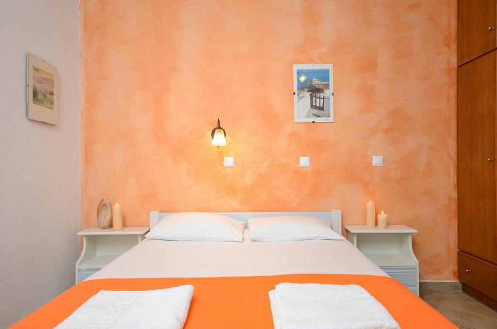 Sofia Studios Agia Anna  部屋 写真